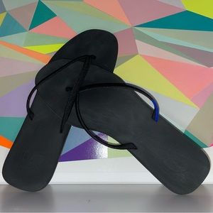 Rothy's The Flip Flop Black Size 10